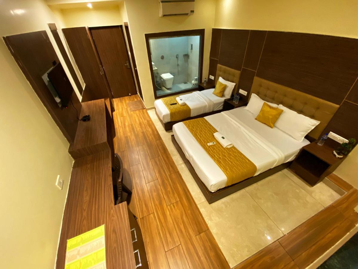 Hotel Pearl'S Bkc Inn- Near Trade Centre, Visa Consulate Bombaim Exterior foto