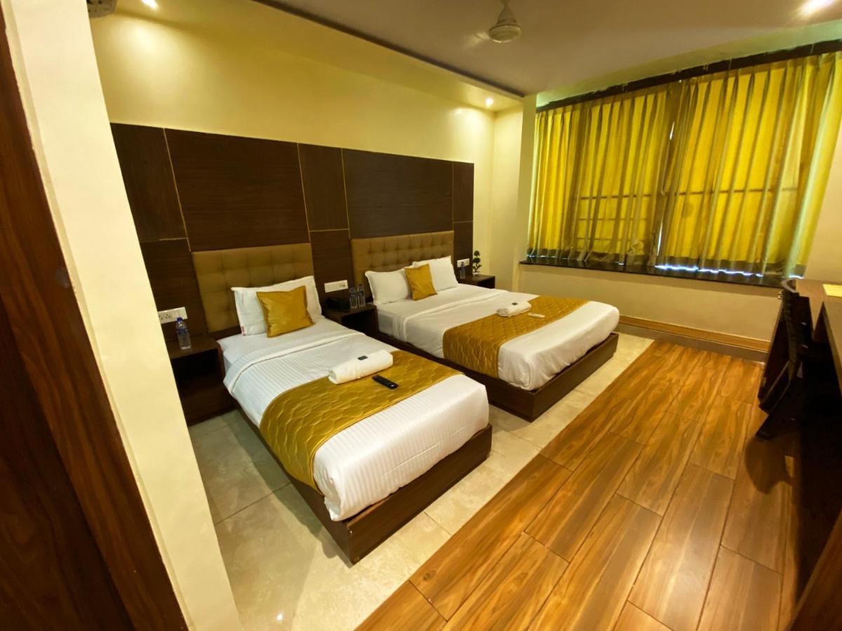 Hotel Pearl'S Bkc Inn- Near Trade Centre, Visa Consulate Bombaim Exterior foto